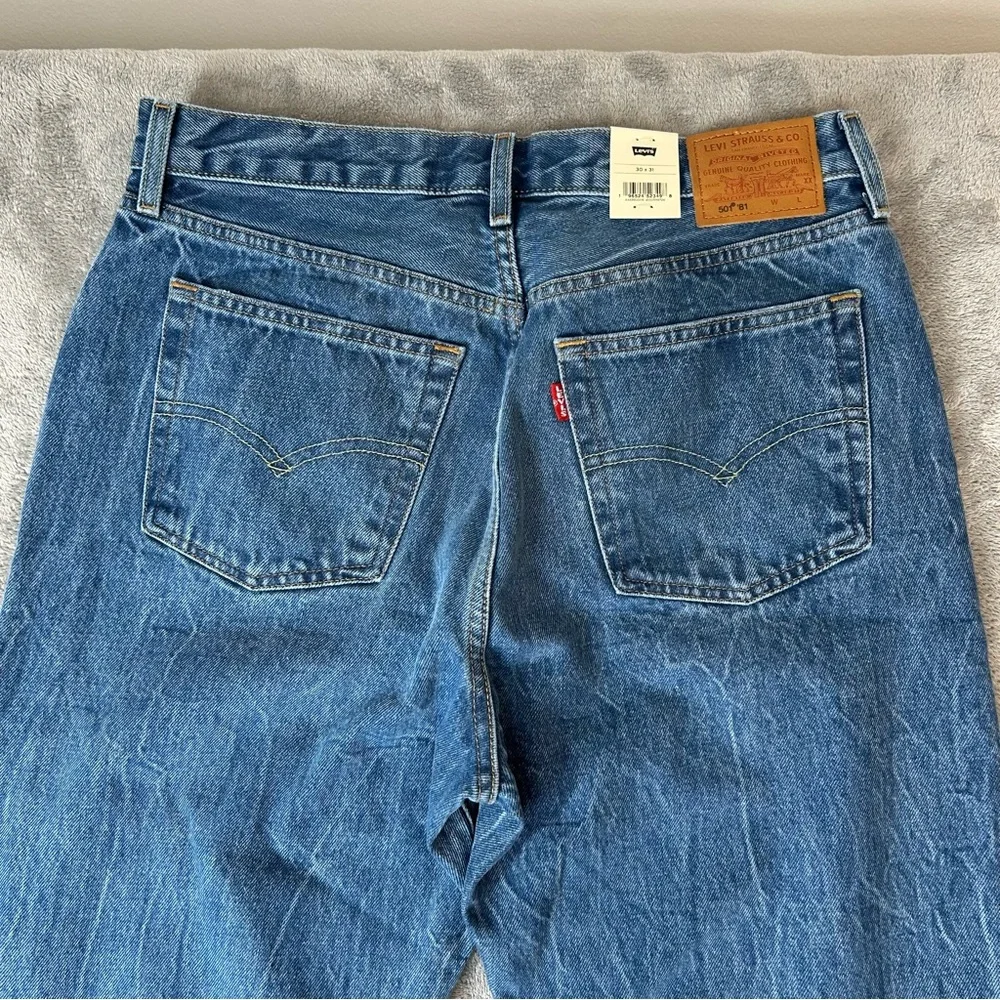 Levi's Premium Women 501 '81 Tapered Leg High‎ Rise Button Fly Jeans  Blue  NWT